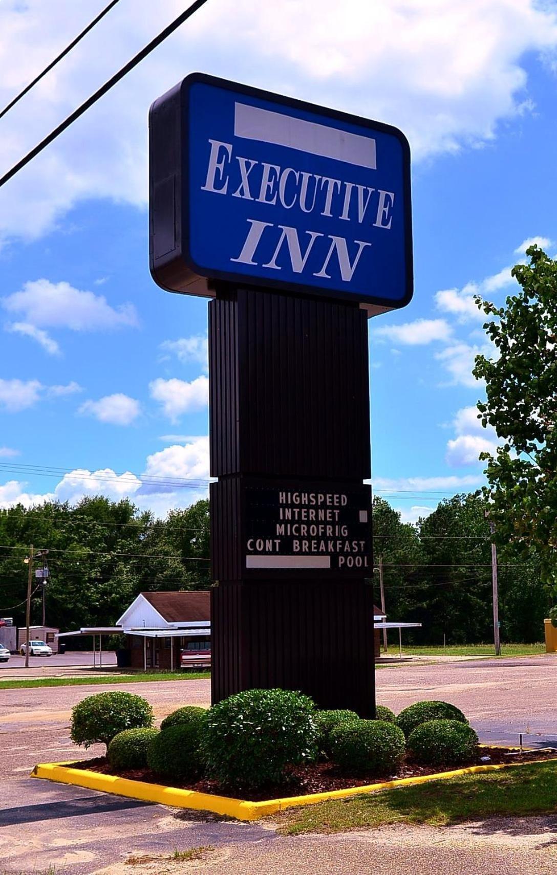 Executive Inn Opp Buitenkant foto